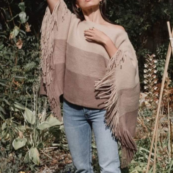 Gentle Fawn Poncho Sweater - Picture 3 of 4